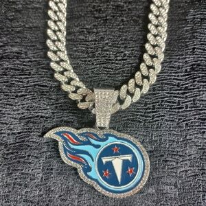 NFL Tennessee Titans 20 Inch Necklace Pendant Cuban Chain Link Football Jewelry